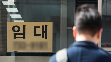 “월 215만원도 못 번다”…자영업자 3명 중 1명 ‘최저임금 이하’