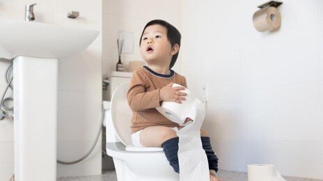 배아프다 보채는 아이…그냥 넘기면 안되는 이유