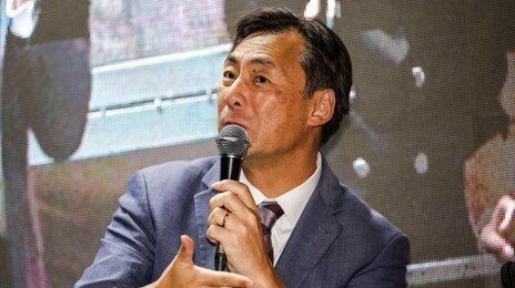 법원, 모스 탄 출국정지 취소 소송 재판부 기피 신청 기각