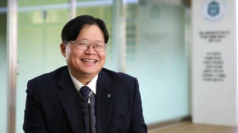 “사람 중심 기업은 공자님 말씀?…‘돈쭐’ 내는 소비자 반응 보세요”