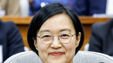 한성숙 “아버지 말씀은 좀…” 野 “父 얘기 먼저 꺼내”