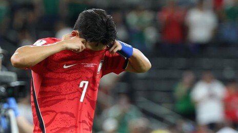 ‘최악 졸전’ 월드컵 3차전 남아공에 0대1 패배… 32강행 또 ‘경우의 수’ 따져야
