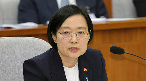 국힘 “다주택자 미꾸라지”…한성숙 “부동산 투자 다신 안해”