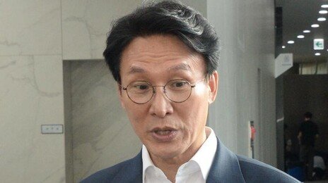 김민석, 유시민 겨냥 “대통령 만들었단 과잉 자신감 절제돼야”