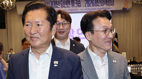 친청 “李 자신감 지나쳐” vs 김민석 “과잉 자신감 ‘난(亂)’ 될수도”