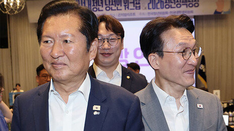“李, 증축하랬더니 黨 재건축” 친청 비판에 연일 ‘亂’ 거론한 김민석