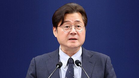 靑수석 “증축 안하고 재건축? 필요하면 재개발까지 할 수 있어”