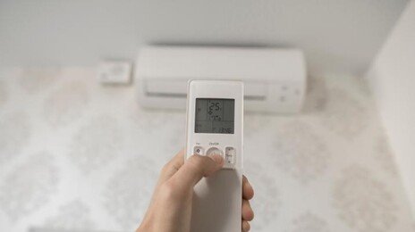 “에어컨 끄고 창문 열어라”…월세방 집주인 문자에 세입자 ‘황당’