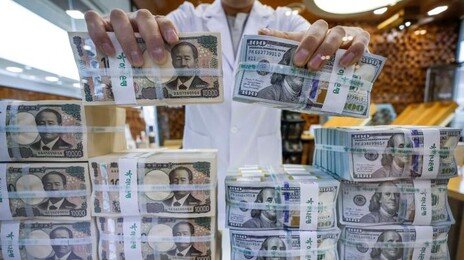환율 장중 1550원 또 넘어…외국인 주식 2조 어치 매도