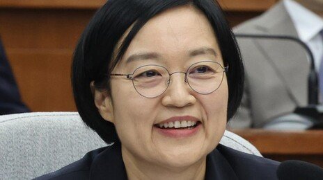 李, 한성숙 총리 임명안 재가…임명일자 7월1일
