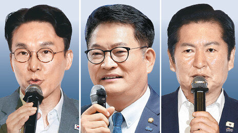 金 2002 대선때 탈당-宋 친문과 대립-鄭 명청대전 구도가 부담