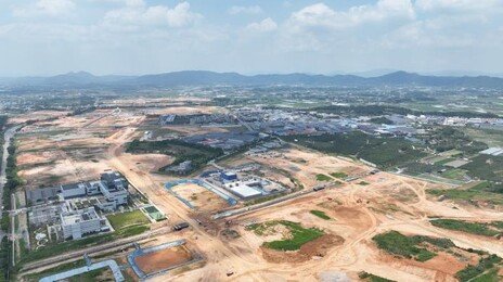 [사설]‘메가 특구’ 주 52시간 예외 검토… 지역 국한할 이유 없다