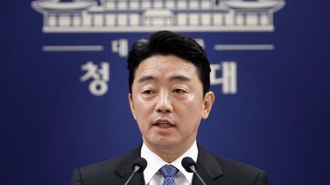 강훈식 “민주당, 중도층 품으려면 제3의 길 가야”