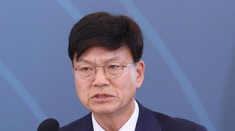 ‘5·18 성역’ 이병태에, 靑 “부적절 처신” 경고