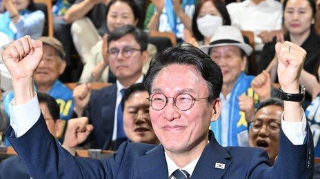 김민석 “자기정치” 정청래 겨누며 출마… 친청 “金, 계엄해제때 왜 안왔나”