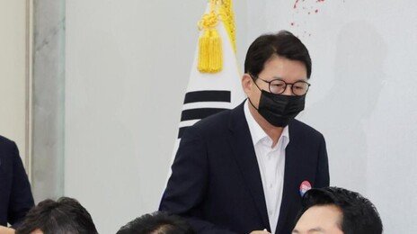 ‘복당 영구 금지’까지 들고나온 장동혁… 당내 “징계정치는 파멸”