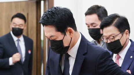 국힘 “입틀막법으로 독재 시작” 민주 “혐오 제재 ‘일베법’ 필요”