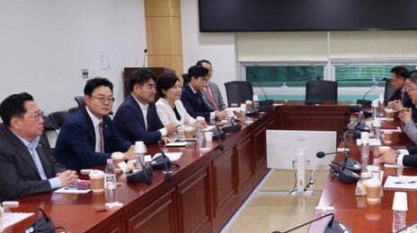 국힘 개혁파 “장동혁, 정치생명 연장 위해 뺄셈 정치”