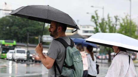 전국 곳곳 150㎜ 집중호우 예보…산사태 위기경보 ‘관심’→‘주의’ 상향