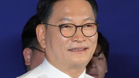 송영길 “안에서 위기 시작” 반청 출사표, 친문 고민정도 정청래 거리두기