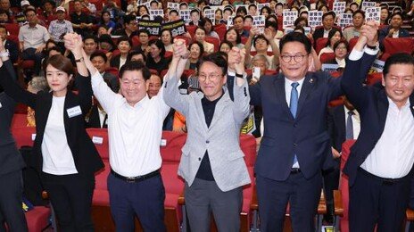 김민석-송영길-고민정 집중포화에, 정청래 “3대1 싸움 불공정”