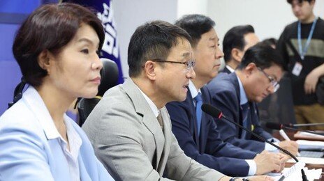당정 “신규 원전 배제 안해…3대 메가프로젝트 연내 입법”