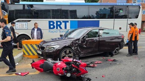차선 바꾸던 승용차와 오토바이 충돌…30대 여성 숨져