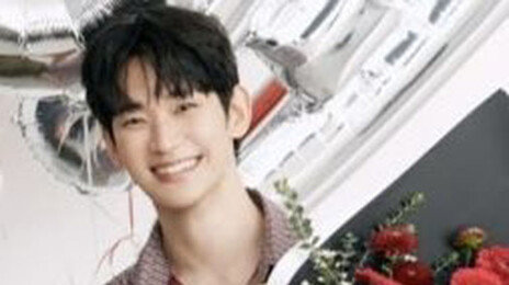 누명 벗은 김수현, 1년4개월만에 CF로 활동 재개