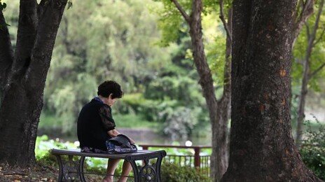 폭염에 온열질환자 1400명 육박…“커피 대신 물 마시고, 양산 쓰세요”