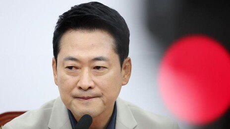 장동혁 퇴진은커녕… ‘멱살-돌려차기’에 자멸하는 비당권파