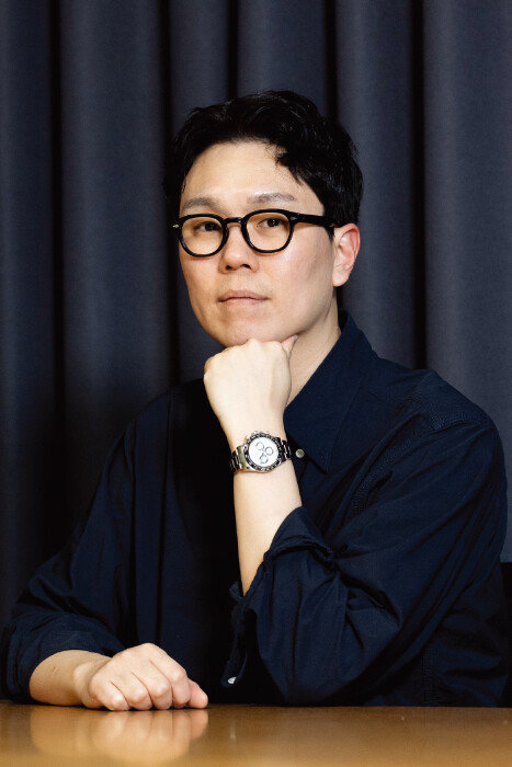 ‘알트코인 하이퍼 사이클’을 쓴 신민철 작가. [지호영 기자]