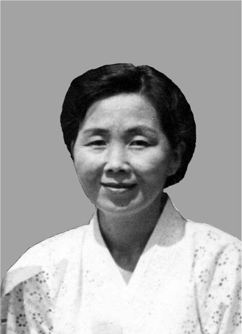 1965년 제1회 ‘신동아’ 논픽션 현상모집에 ‘순교보(殉敎譜)’로 당선된 이사례(1923~2009) 권사. 이 권사는 순교보에서 아버지 이기풍 목사의 선교 일대기를 다뤘다. 신동아는 복간 당시부터 매년 논픽션 공모전을 열어 독자 참여를 유도했다. [동아 DB]