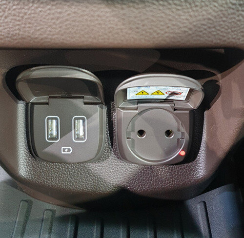 GV80 220V 플러그. 
