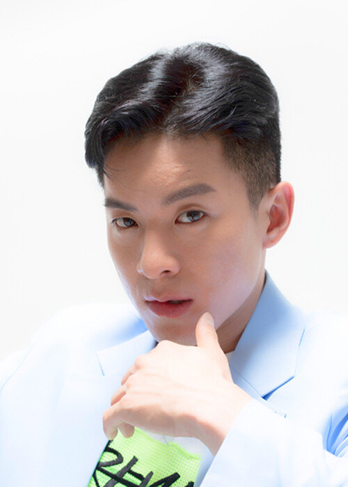 태권도 선수 출신 트롯 가수로 화제를 모으는 나태주. [박해윤]