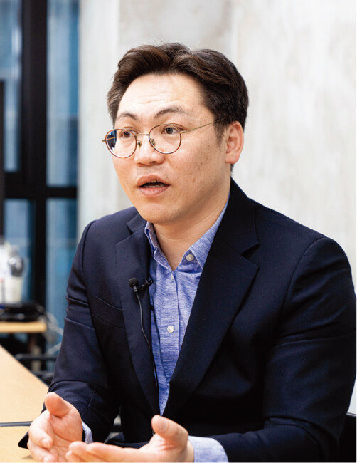 베스트셀러 ‘마법의 연금 굴리기’
저자 김성일. [홍태식]