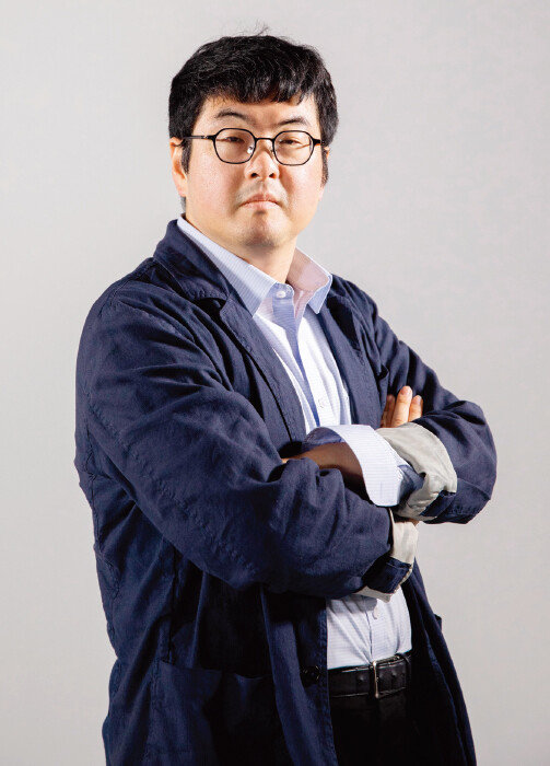 강환국 작가. [홍태식 기자]