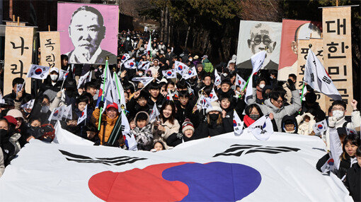 尹 “도탄에 빠진 北주민들, 자유 누리는 통일로”