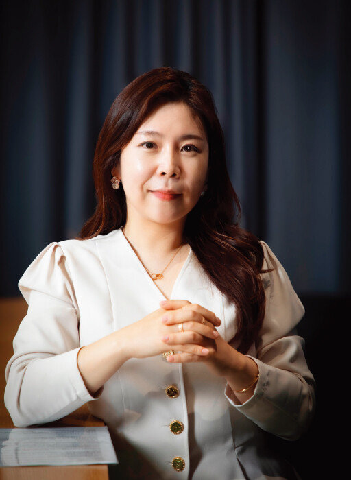 유튜브 채널 ‘금고엄마’를 운영하는 심명희 씨. [박해윤 기자]