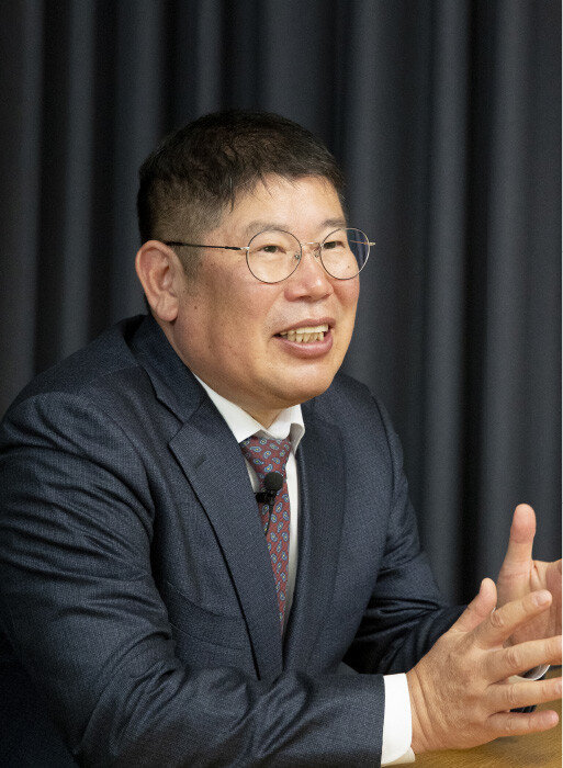 김경진 전 의원은 “지난해 총선을 치른 후 AI 덕분에 90일 동안 13개국을 만족스럽게 여행할 수 있었다”고 밝혔다. [지호영 기자]