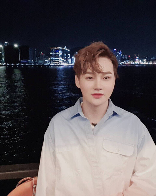  ‘장구의 신’으로 불리는 트로트 스타 박서진. [사진=박서진 인스타그램 캡쳐]