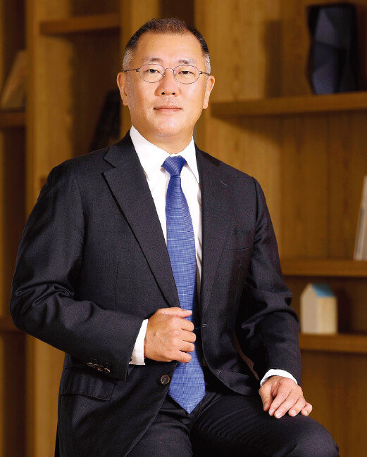 8월 24일 정의선 현대자동차그룹 회장이 미국 인플레이션 감축법 발효에 따른 대응책을 마련하고자 미국 출장길에 올랐다. [사진 제공 · 현대자동차그룹]