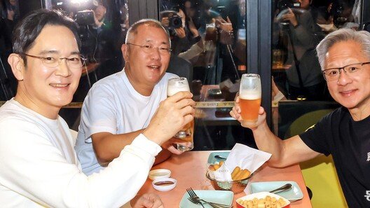 [사진기자의 사談진談/송은석]‘치맥 하는 총수’에 대중이 호응한 이유