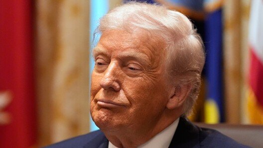 트럼프, “유럽은 약한 자가 이끌고 있는 쇠락하는 나라들”