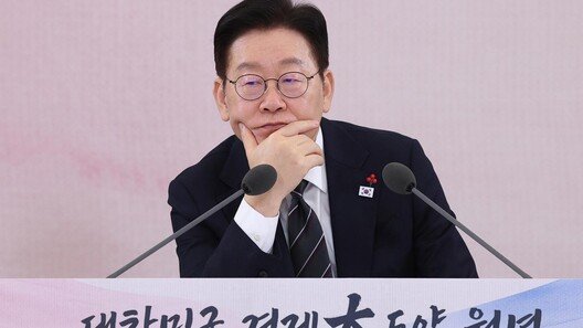 李 “반도체 육성-금융 정상화… 올 2% 성장 예상”