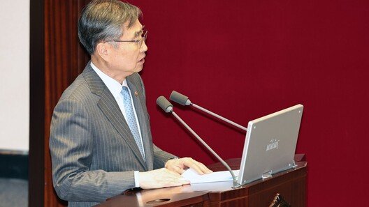 조현 “중동에 발 묶인 국민 위해 전세기 띄우는 방안 마련 중”