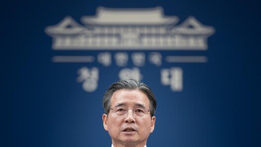 靑 “석유 최고가격제 이번주 시행”…유류 소비자 직접지원 검토