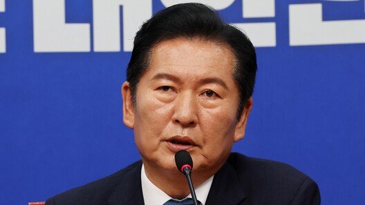 정청래, 김민석 겨냥 “시간끌기용 꼼수 아니길”…당권주자 갈등 증폭