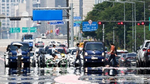 폭염 위기경보 ‘관심→주의’ 격상 “당분간 무더위”