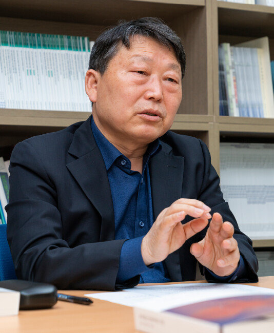 손낙구 보좌관이 4월 6일 서울 여의도 국회에서 ‘신동아’와 인터뷰하고 있다. [홍태식 객원기자]