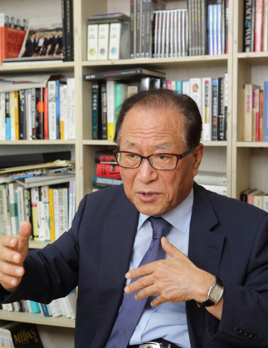 정세현 전 통일부 장관은 “모든 걸 해결할 수 있는 게 북미관계”라고 말한다. [박해윤기자]
